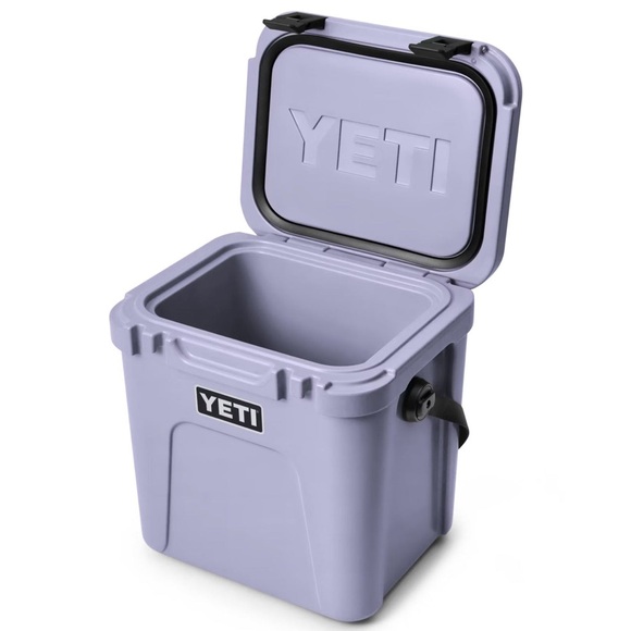 YETI Limited Edition Color Cosmic Lilac 24’ Roadie Cooler - Picture 4 of 7